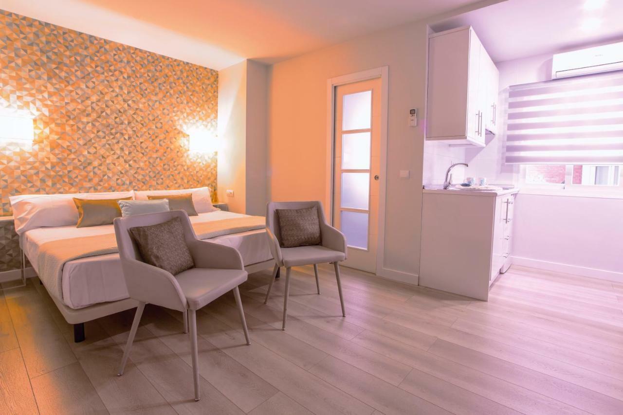 Apartamento Malaga Beach Екстериор снимка