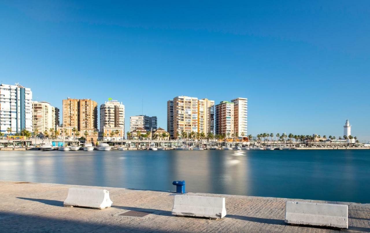 Apartamento Malaga Beach Екстериор снимка